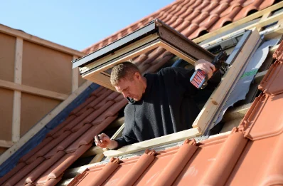 Pose de fenêtres de toit Velux à Corlay